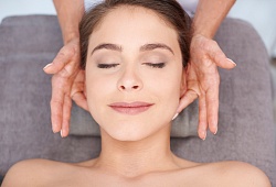 Лимфодренаж лица: избавление от отеков