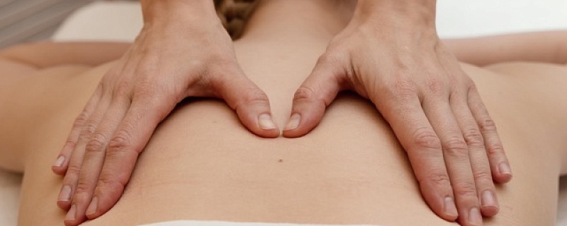 Как часто можно делать массаж спины: рекомендации специалистов центра «Космос»